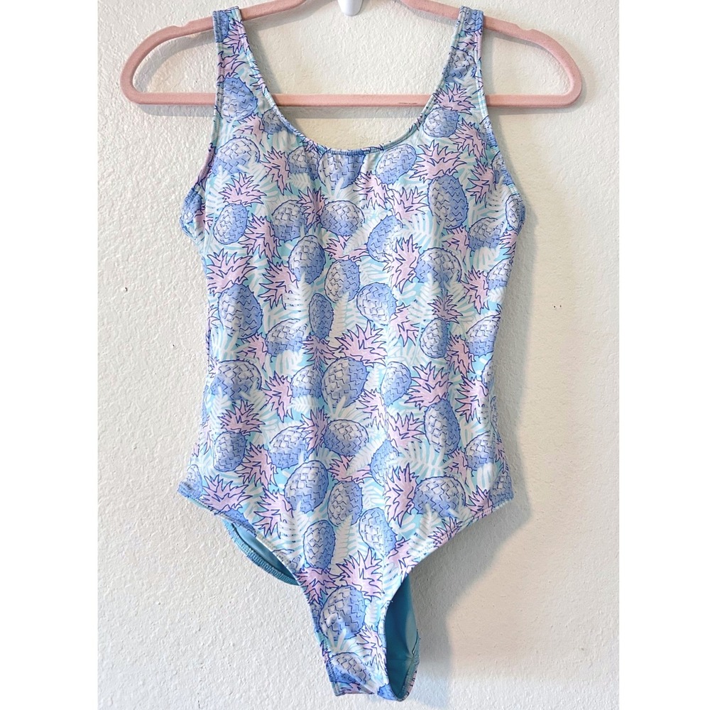 Vineyard Vines Resortwear Blue Pink Pineapple Print One Piece Swimsuit‎ Size M